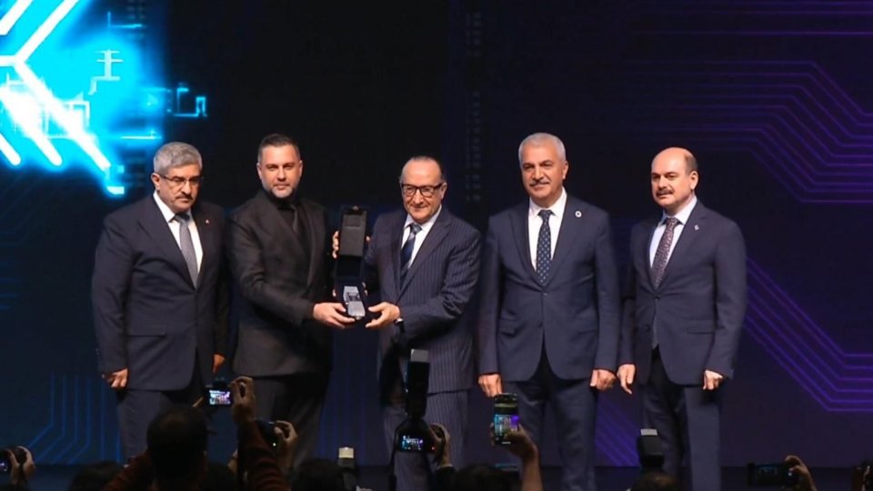 Büyükakın’dan Kocaelili girişimci Üstün’e özel teşekkür: Allah sayılarını arttırsın! 